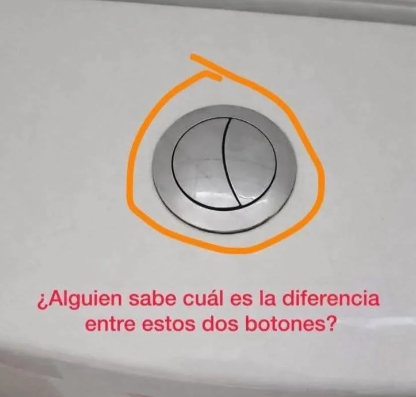 Si apretas los dos hace captura de pantalla