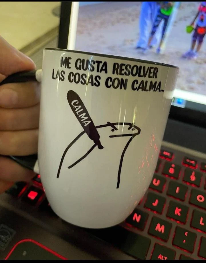 Cuando alguien molesta temprano: el meme que te entiende