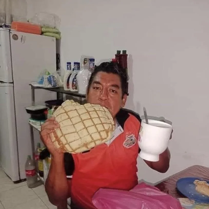 Cuando tu mamá te cacha fumando la chingadera: El meme
